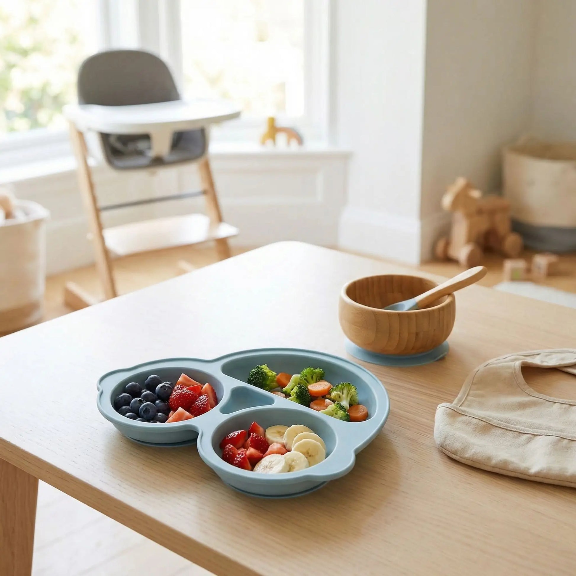 assiette bébé ventouse gris