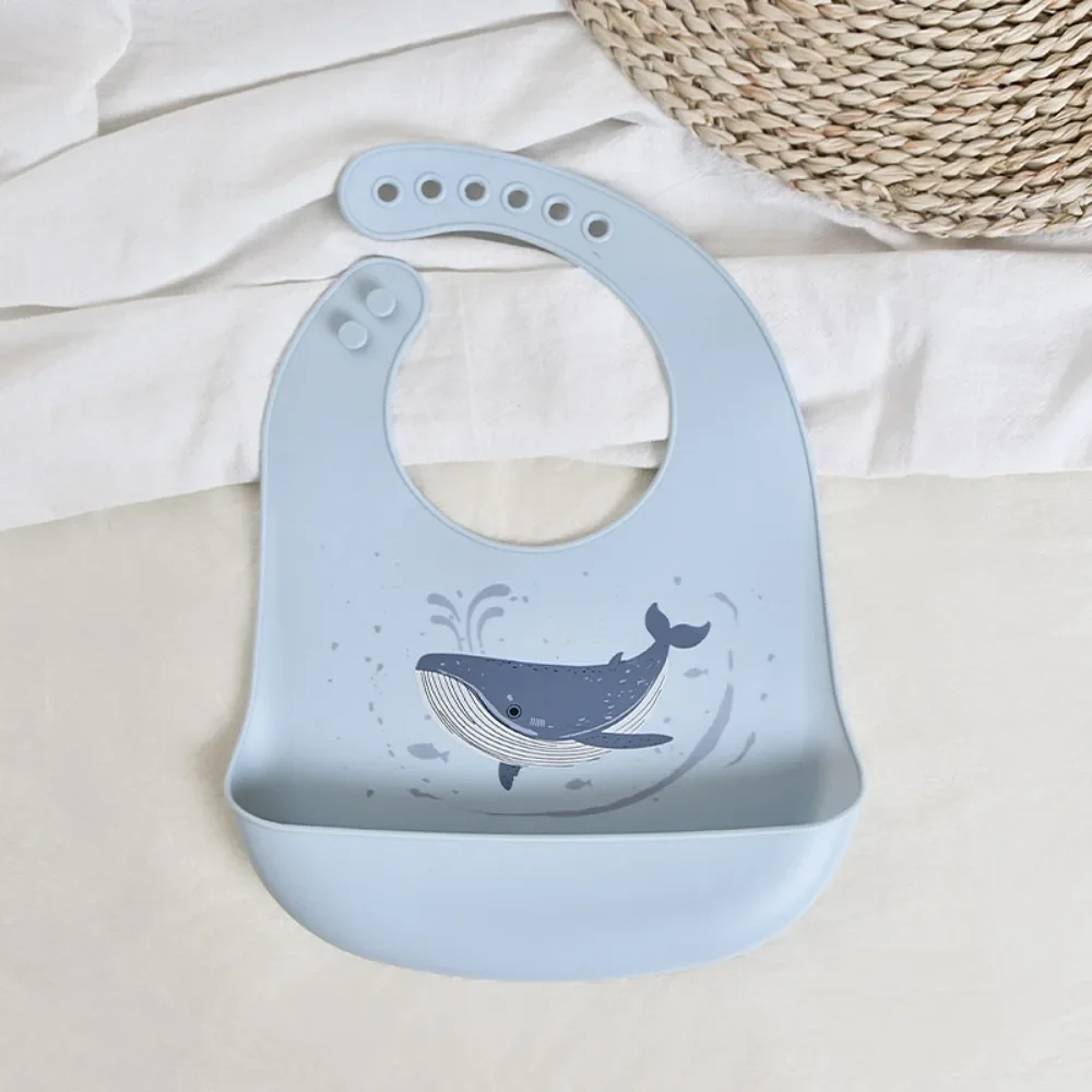 bavoir bébé baleine