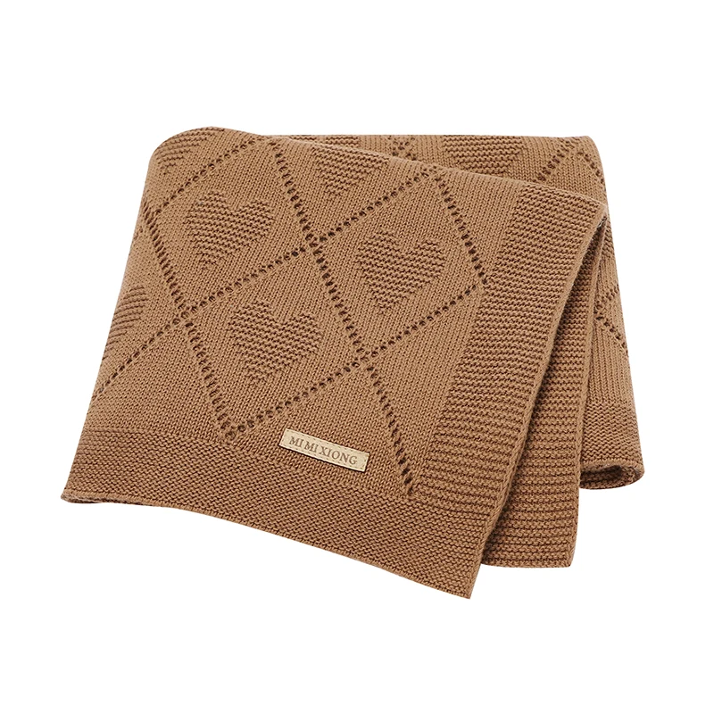 couverture bébé tricot brun