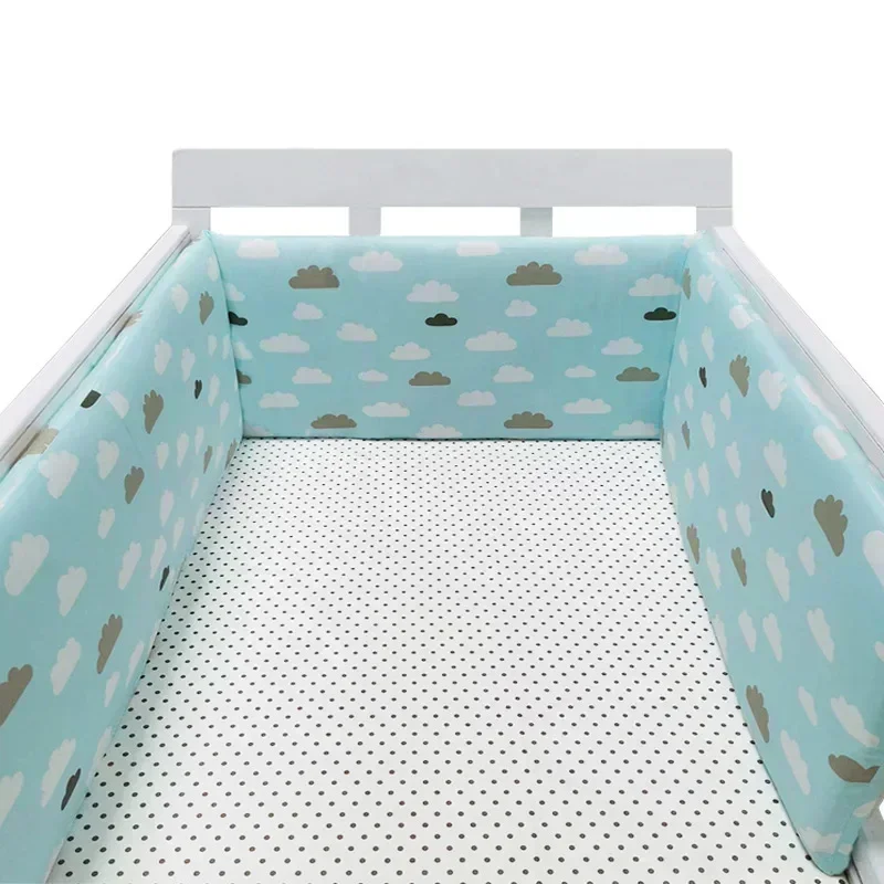 tour de lit bébé nuage